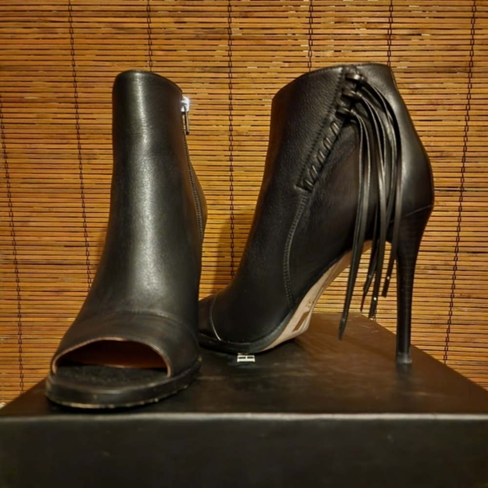 Coach Lolita, Black, US women's 8M Leather Booties